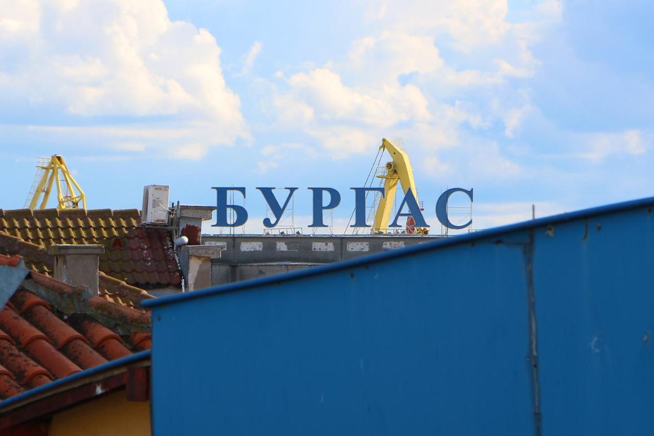 Shik & Chic In The Heart Of Burgas # 5Min From Beach # New Экстерьер фото