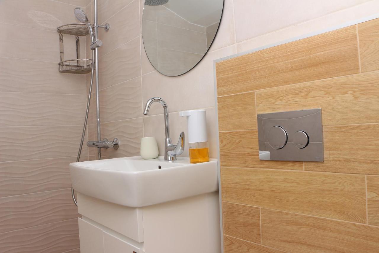 Shik & Chic In The Heart Of Burgas # 5Min From Beach # New Экстерьер фото