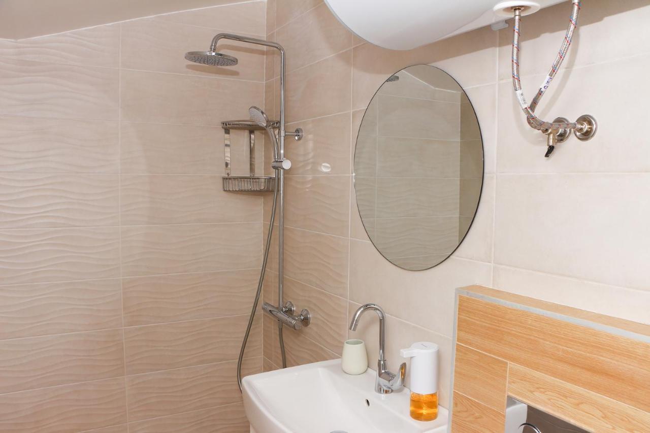 Shik & Chic In The Heart Of Burgas # 5Min From Beach # New Экстерьер фото