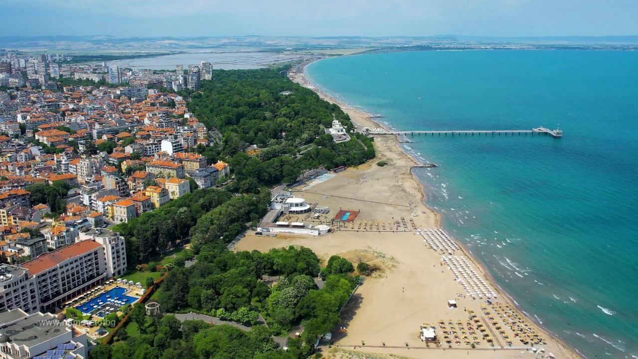 Shik & Chic In The Heart Of Burgas # 5Min From Beach # New Экстерьер фото