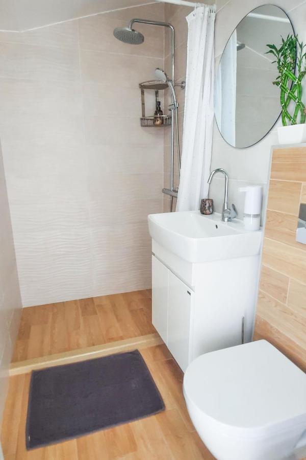Shik & Chic In The Heart Of Burgas # 5Min From Beach # New Экстерьер фото